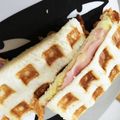 ku〜pa's cooksnap of when they made ワッフルメーカーで簡単ホットサンド.