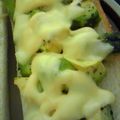 万華月's cooksnap of when they made アボカドチーズトースト★.