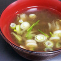 ton♪'s cooksnap of when they made 父が愛したとろろ昆布ときざみ葱のお吸い物.