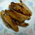 しゅーくりーむママ's cooksnap of when they made 塩だけ！！鶏手羽中♡焼き♪超簡単.