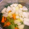 リルミン's cooksnap of when they made 茹で汁と餃子の皮で☆ワンタンスープ.
