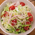 あやかんぱり's cooksnap of when they made 新たまねぎとトマトの簡単サラダ.