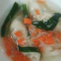 roomgirl's cooksnap of when they made シャンタンで簡単餃子スープ.