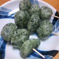 甘味星人's cooksnap of when they made 甘酒ほんのりよもぎだんご.