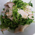アピナス's cooksnap of when they made 豚トロと豆苗の炒め物.