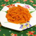 mmameco's cooksnap of when they made ＊ルクエdeにんじんのごま和え＊.