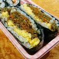 ぽんこ♡'s cooksnap of when they made 【おにぎらず】たまごと金平ごぼう.