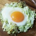 eritami's cooksnap of when they made あまった千切りキャベツde目玉焼き.