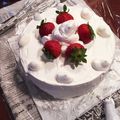 KEELEY's cooksnap of when they made クリスマスの切り株デコレーションケーキ.
