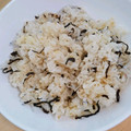 ムッチムチ's cooksnap of when they made ウメェ～★塩昆布とチーズの焼きめし.