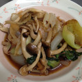 美絵さん's cooksnap of when they made 豚肉とキノコのオイスターソース炒め.