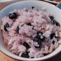 よしひさくん's cooksnap of when they made 黒豆ご飯♪簡単時短！煮る手間なし炊飯器で.