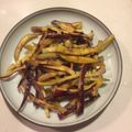 ベル・トム's cooksnap of when they made サツマイモの皮で　芋けんぴ風.