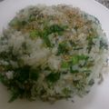 usagiinu's cooksnap of when they made かぶの葉とじゃこの炒飯.
