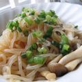 ちばたま's cooksnap of when they made しらたきときのこのバター醤油炒め♪.