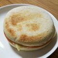 ❤ゆうちゃん❤'s cooksnap of when they made チーズ大好き人のハムチーズマフィン♪.