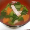 なつきりおん's cooksnap of when they made 給食☆小松菜のスープ.