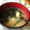 NAGANO久留米's cooksnap of when they made 定番！じゃがいもとわかめの味噌汁♪.