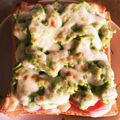 ミー！リバル's cooksnap of when they made アボカドチーズトースト★.