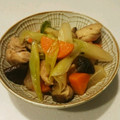 aaasky's cooksnap of when they made 鶏肉と大根と人参と椎茸の煮物.