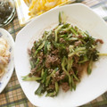 よちりん's cooksnap of when they made きゅうりとわかめと牛肉のごま炒め.