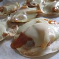 ちばたま's cooksnap of when they made 餃子の皮でパリパリミニピザ.
