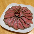 rahoo's cooksnap of when they made お鍋で放置して作る、簡単ローストビーフ♪.