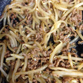 余麩胡's cooksnap of when they made サッと一品☆もやしと挽肉の甘辛炒め.