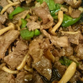 precious☆'s cooksnap of when they made ステーキ肉と舞茸の醤油炒め.