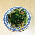 ゆうたけろ's cooksnap of when they made ちぢみほうれん草とキノコのニンニク炒め.