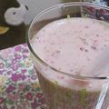 rittaﾆﾓ's cooksnap of when they made 美肌に！いちごのスムージー！.