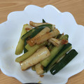 してやる's cooksnap of when they made 簡単一品！胡瓜と竹輪のごまラー炒め.