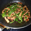 みこみこー's cooksnap of when they made 簡単♪ピーマンとベーコンのコク旨炒め.