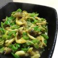 na2ki0822's cooksnap of when they made 簡単！ツナとピーマン しめじのカレー炒め.