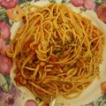 id405565's cooksnap of when they made 簡単☆トマトソースのシーフードパスタ.