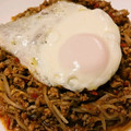 fukudoru's cooksnap of when they made もやし挽肉のトマトソース炒め★目玉焼き★.