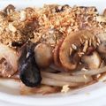 とんかつ♡'s cooksnap of when they made 牡蠣とマッシュルームの油少な目アヒージョ.