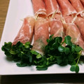 ☆KUMI521☆'s cooksnap of when they made 簡単生ハムおつまみ.