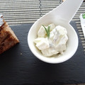 melmarilyn's cooksnap of when they made 水切りヨーグルト・Bチーズ・洋梨の前菜.