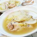 旦那は皿洗い's cooksnap of when they made 白菜と手羽元のにんにくバタースープ.
