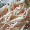 クック87R88F☆'s cooksnap of when they made 居酒屋さんの味♪大根の明太マヨサラダ.