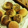 みいちゃんコック's cooksnap of when they made チョコチップ入り◎マーブルマフィン.