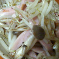 ねこりん222's cooksnap of when they made ✿もやしとソーセージの中華炒め✿.