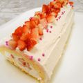 しゃむ伯爵's cooksnap of when they made クリスマスに♪ピンク色の苺ロールケーキ.