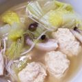 みぃ’sかぁちゃん's cooksnap of when they made 簡単!味覇（ウェイパー）で塩鍋のもと.