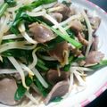 ァﾁｬ's cooksnap of when they made 砂肝のもやしニラ炒め.