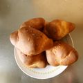 瑠依子's cooksnap of when they made *ホームベーカリーで塩パン*.