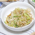 namichoko's cooksnap of when they made ☆ささみときゅうりの梅肉あえ☆.