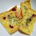ニャンみお's cooksnap of when they made 手抜きの1品！＊油揚げピザ＊.