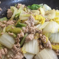 けめ＊'s cooksnap of when they made 白菜とろみ蒸し煮☆和風そぼろあん.